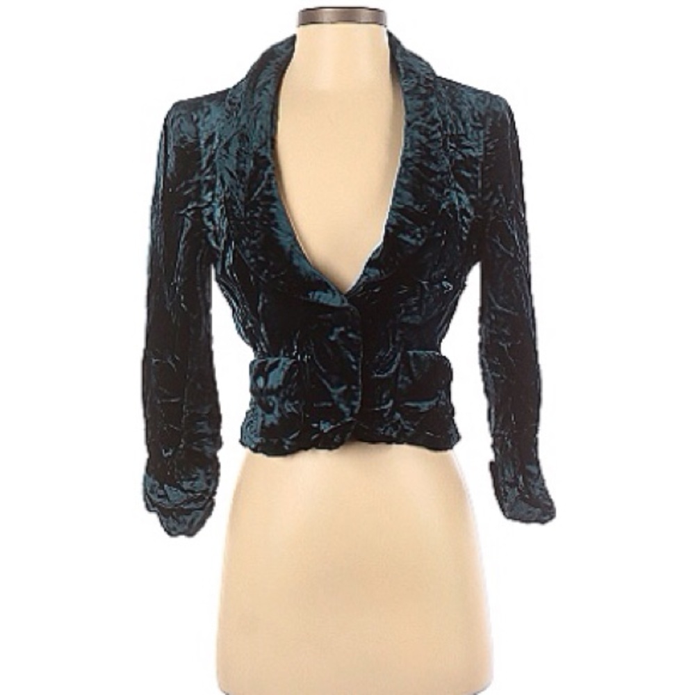 Bebe teal velvet 3/4 sleeve blazer size 4